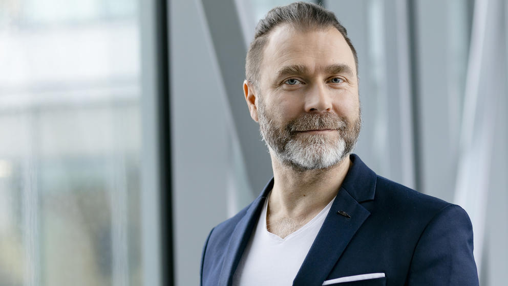 Mika Hyötyläinen, Vice President, Marketing, Data & Digitalization, Neste